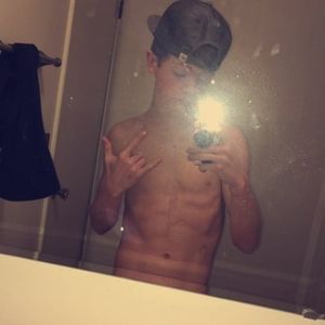 Meet your Posher, Dylan